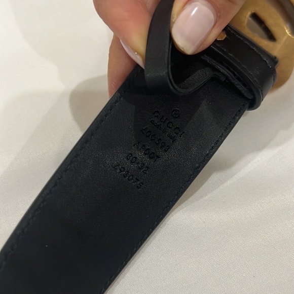 GUCCI womens black leather belt. Size 80 main image 6
